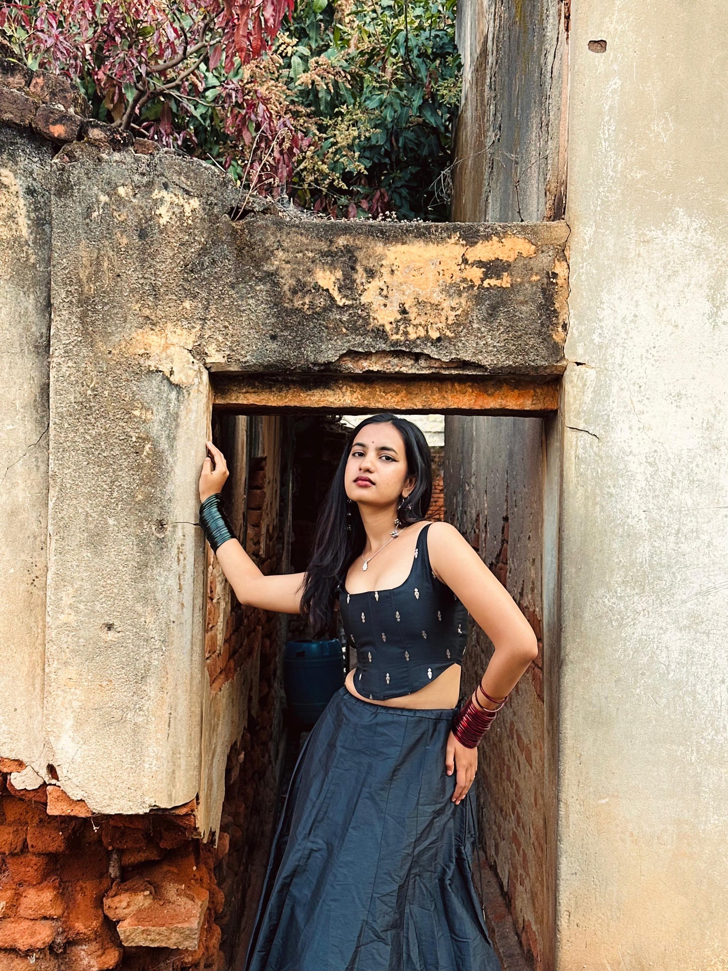 Yami Banaras Silk Corset
